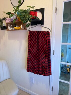 Woolrich x Target - Red and Black Plaid Pleated Maxi Skirt, M